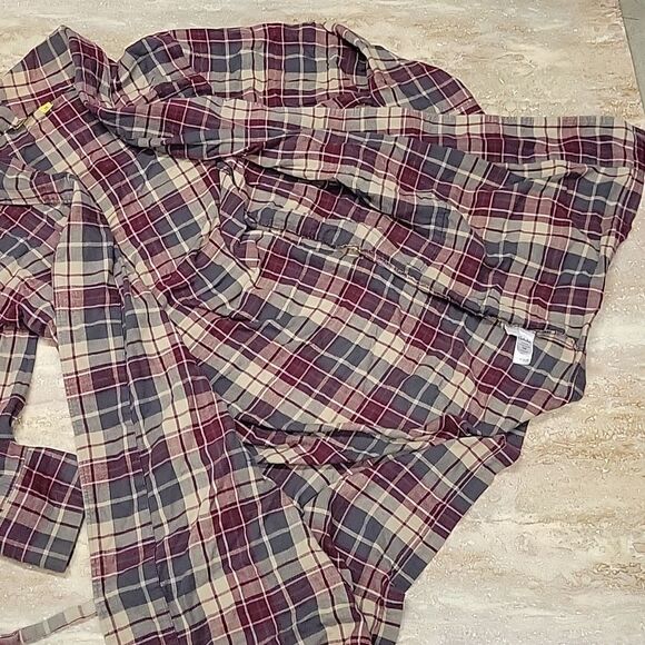 CABELAS MENS FLANNEL ROBE SIZE SMALL - Picture 7 of 8